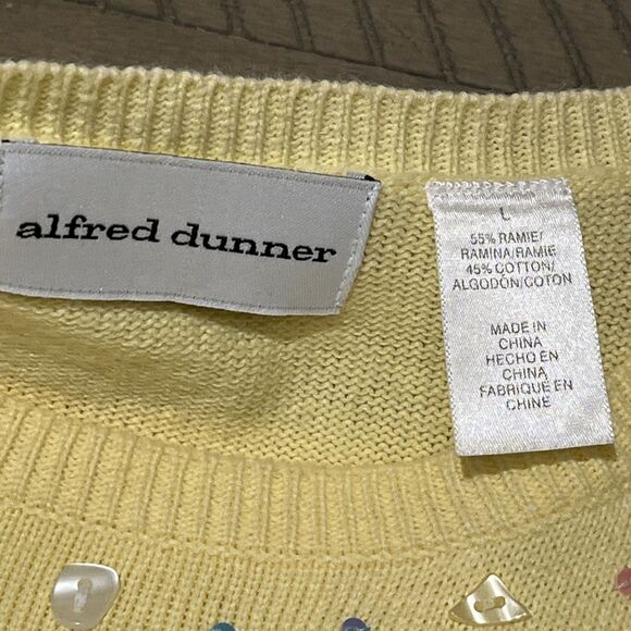 Alfred Dunner Women Short Sleeve Yellow Summer Embroidered Top Sweater Size L - Picture 5 of 6